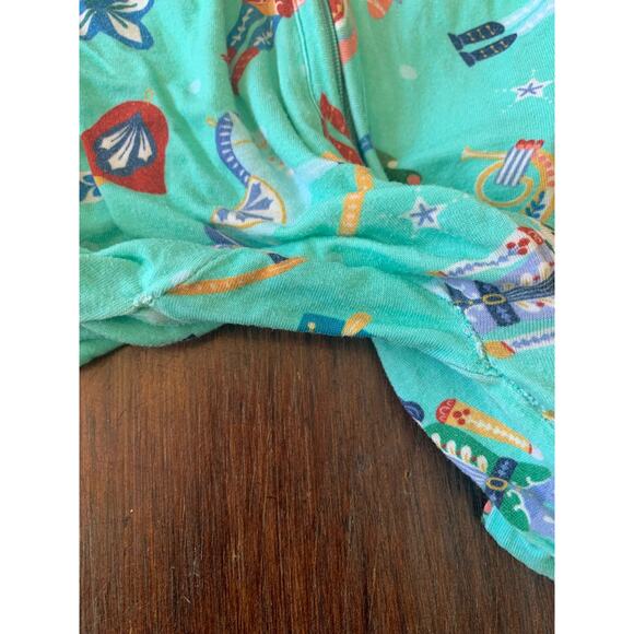 Posh Peanut Christmas footie pajamas - Picture 5 of 6